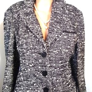 FERAUD  RARE TWEED BOUCLE 10-12 WOOL BLEND  BLACK METALLIC CAREER BLAZER JACKET